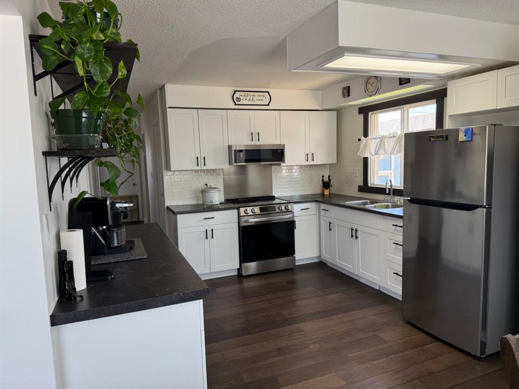 Picture for 19 Centennial Crescent 