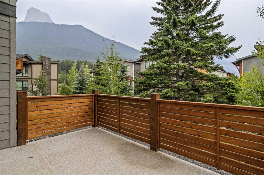 Picture for 401 Stewart Creek Close 