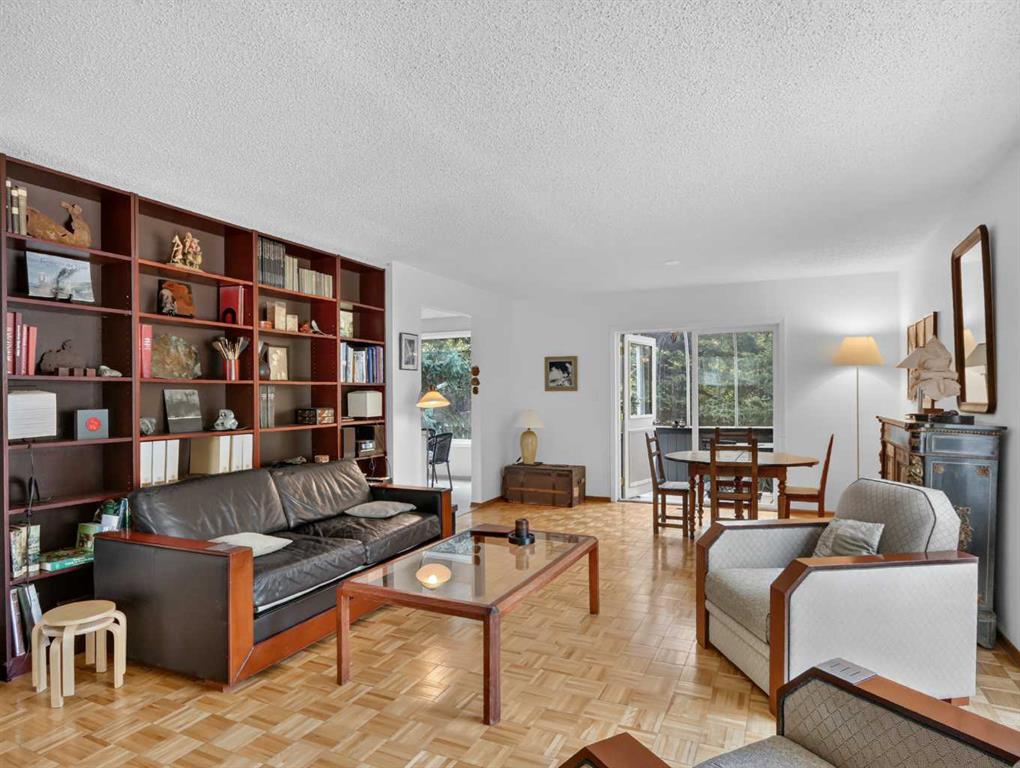 Picture for 22 Pinewood Crescent 