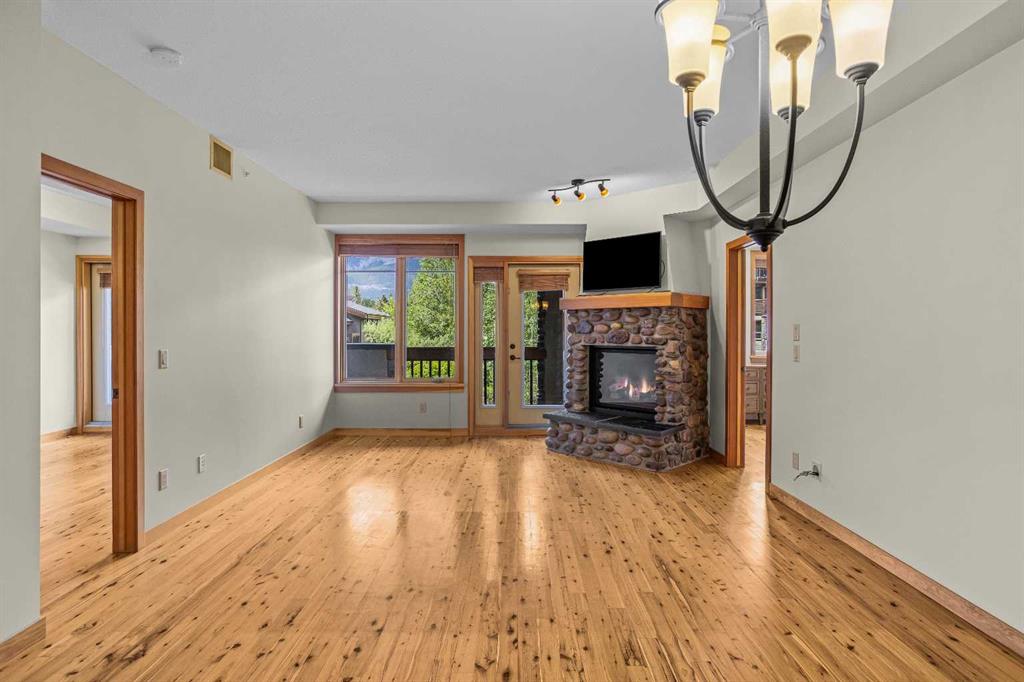 Picture for 213, 505 Spring Creek Drive 