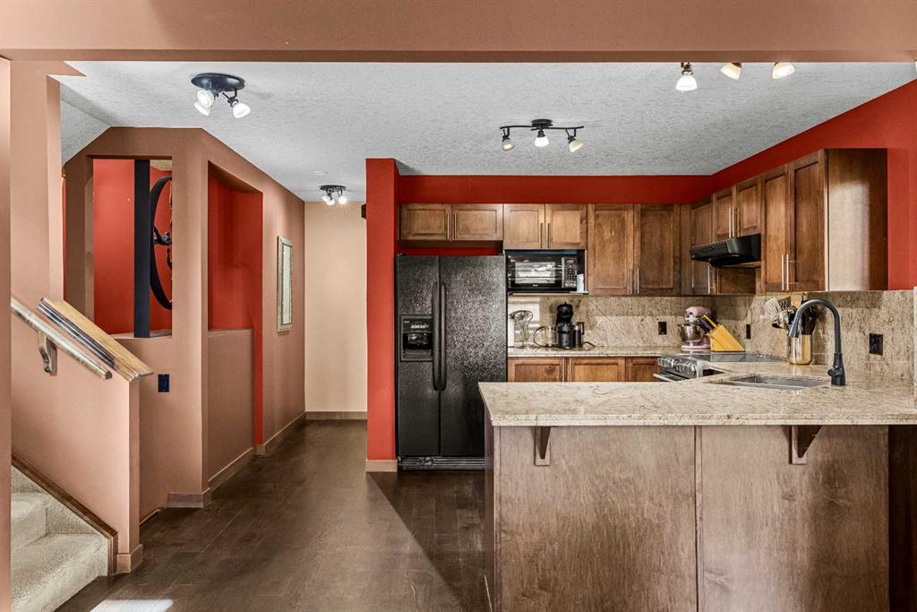 Picture for 202, 108 Armstrong Place 