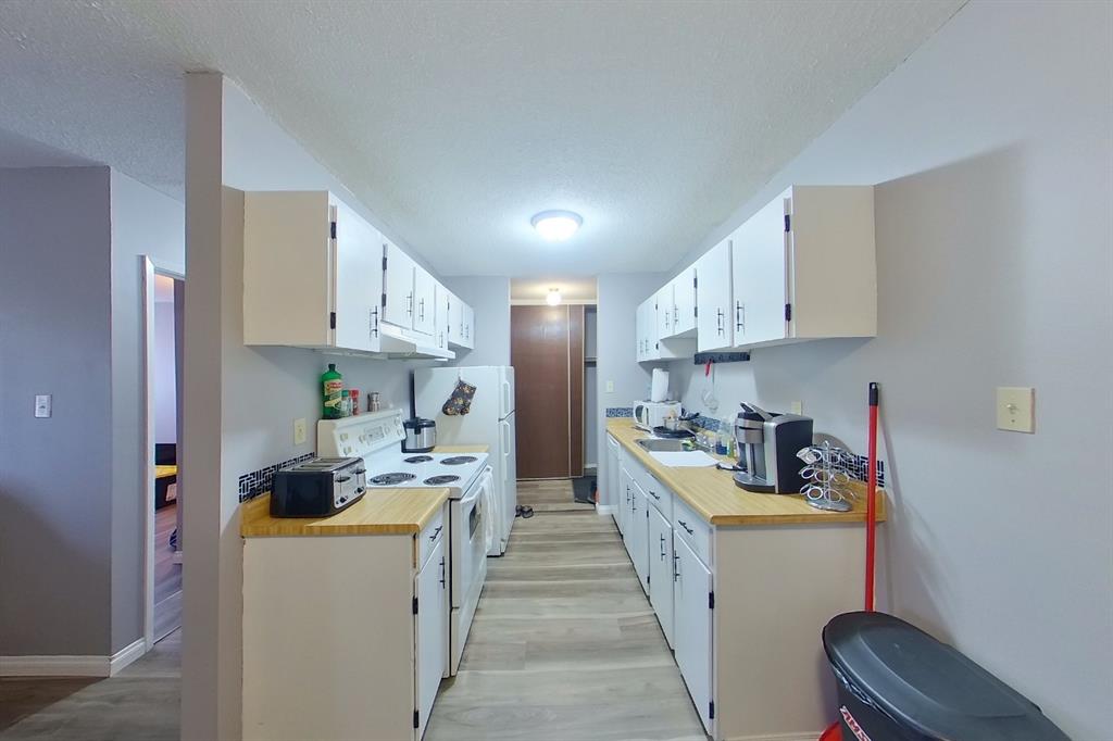 Picture for 308B, 5611 9 Avenue 