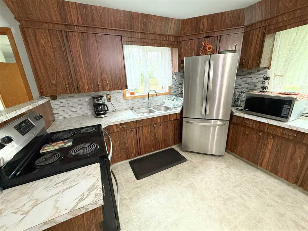 Picture for  213078 Township Road 690  