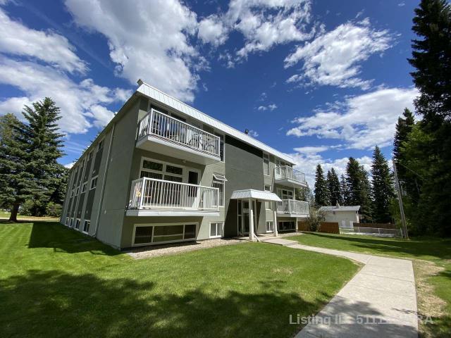 Picture for 8, 414 41 Street 