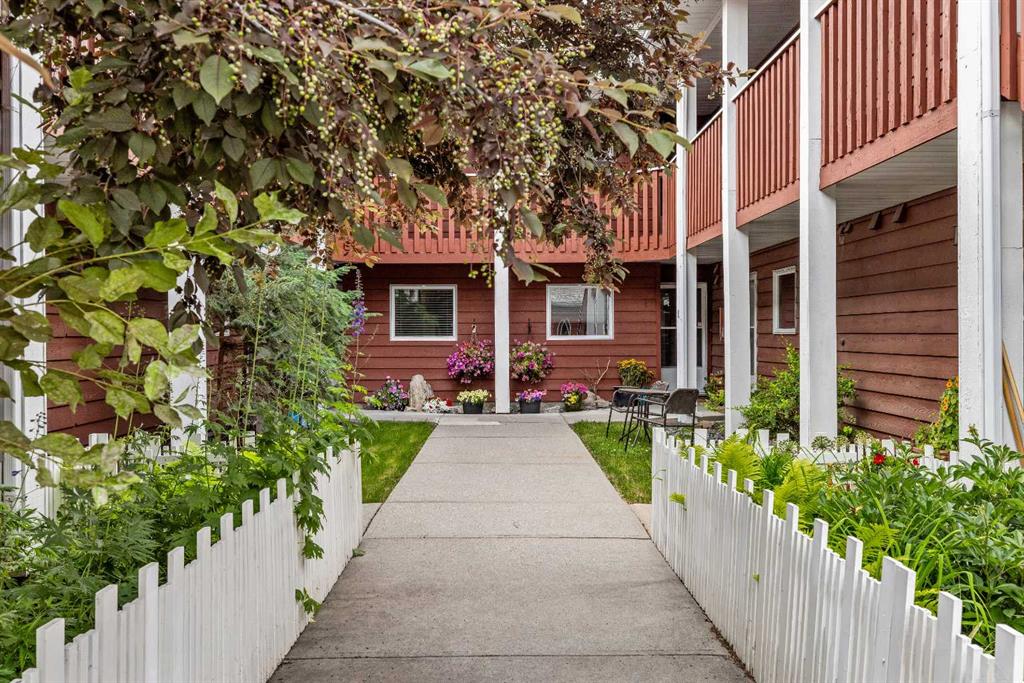 Picture for 3, 717 7th Street E