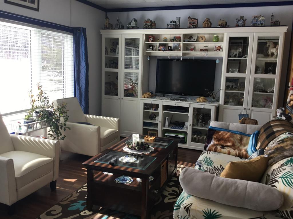 Picture for 453 Grassy Way 