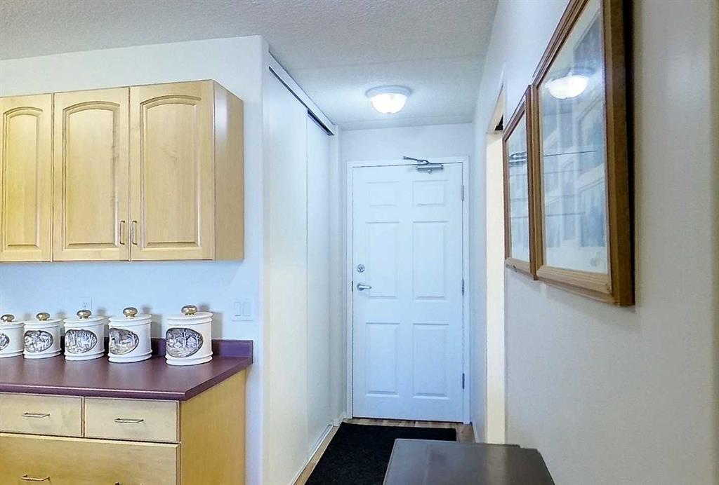 Picture for 302, 777 48 Street 