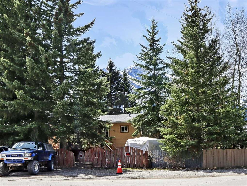 Picture for 1621 1st Avenue  