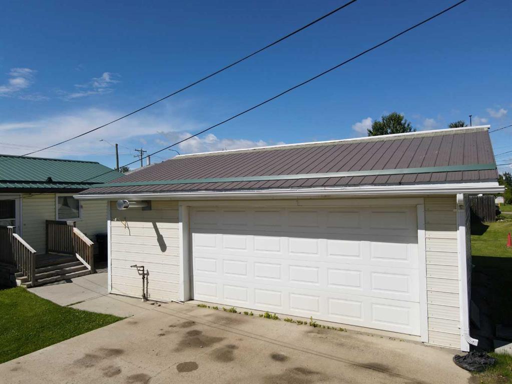 Picture for 5114 47 Avenue W