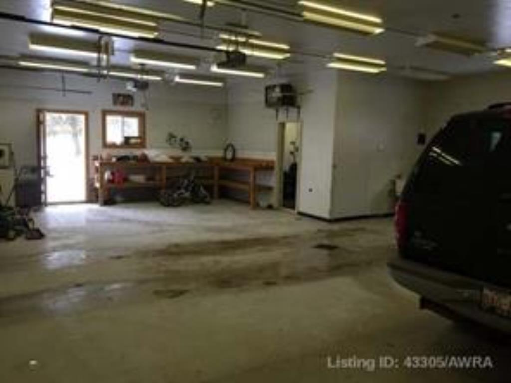 Picture for 5412 Fir Crescent  
