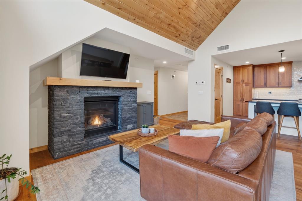 Picture for 407, 707 Spring Creek Drive  