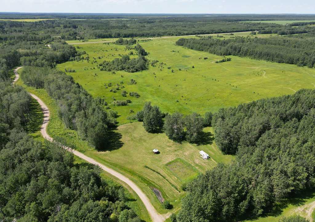 Picture for 204001 Township Road 695.1  