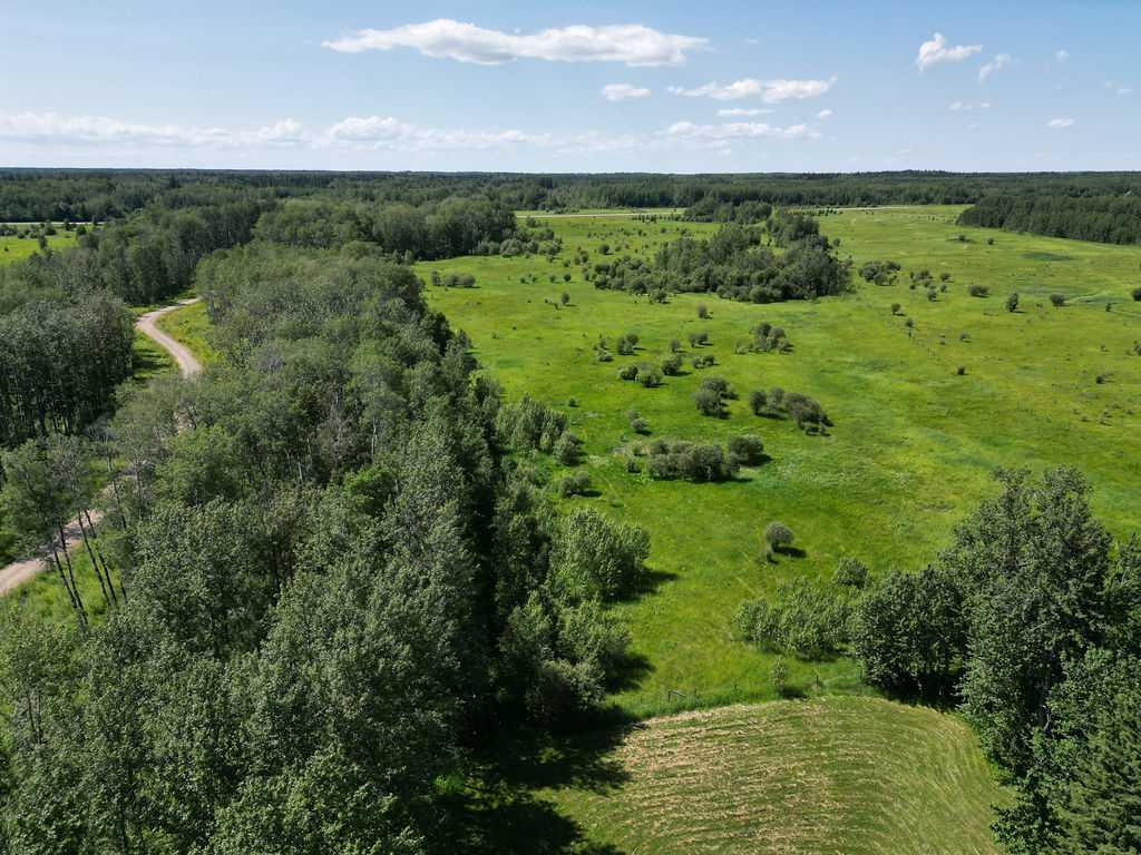 Picture for 204001 Township Road 695.1  