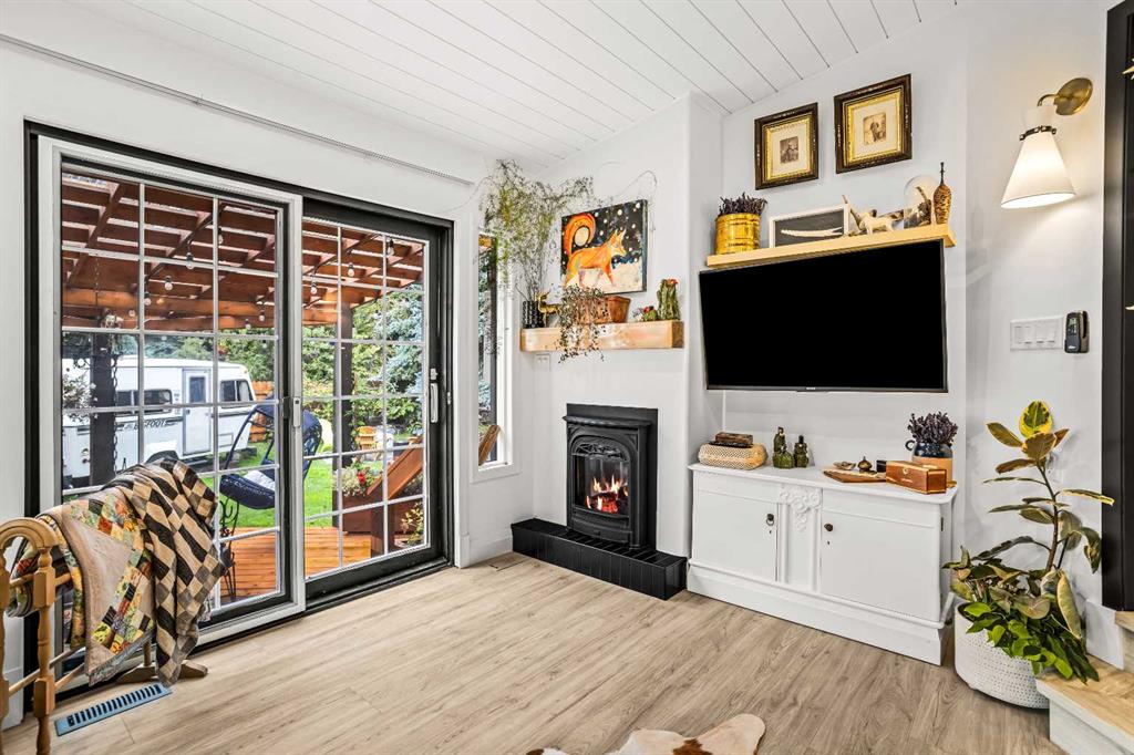 Picture for 118 Rundle Drive  