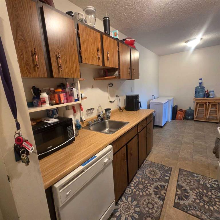 Picture for 312B, 5611 9 Avenue  