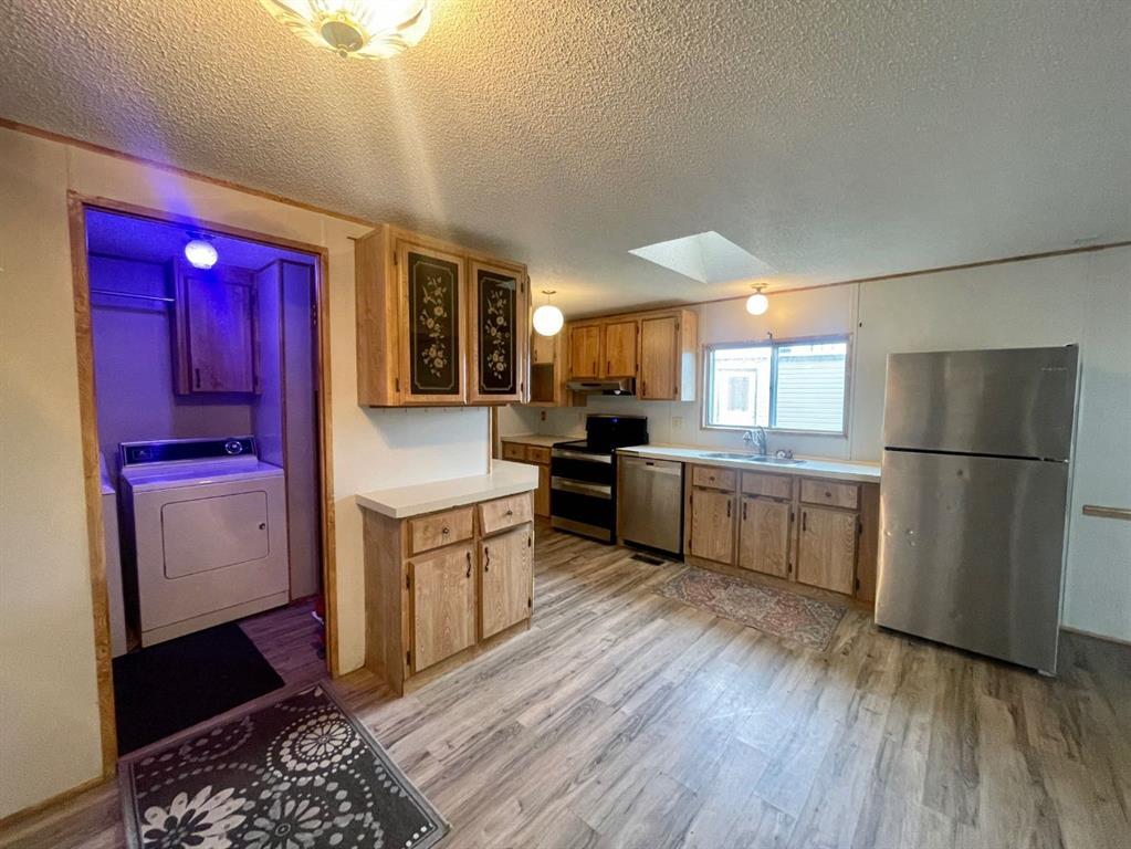 Picture for 46 422 55 Street  