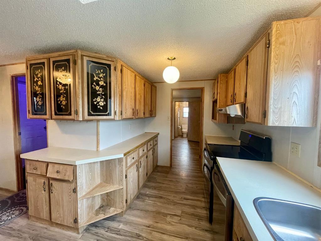 Picture for 46 422 55 Street  