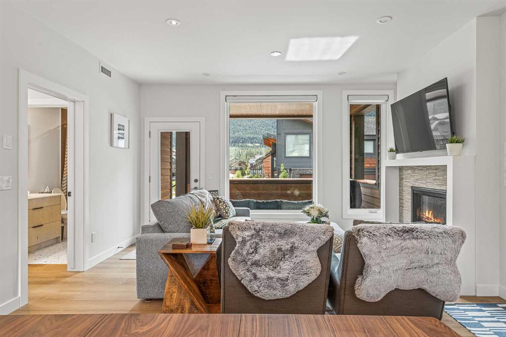 Picture for 202G, 209 Stewart Creek Rise 