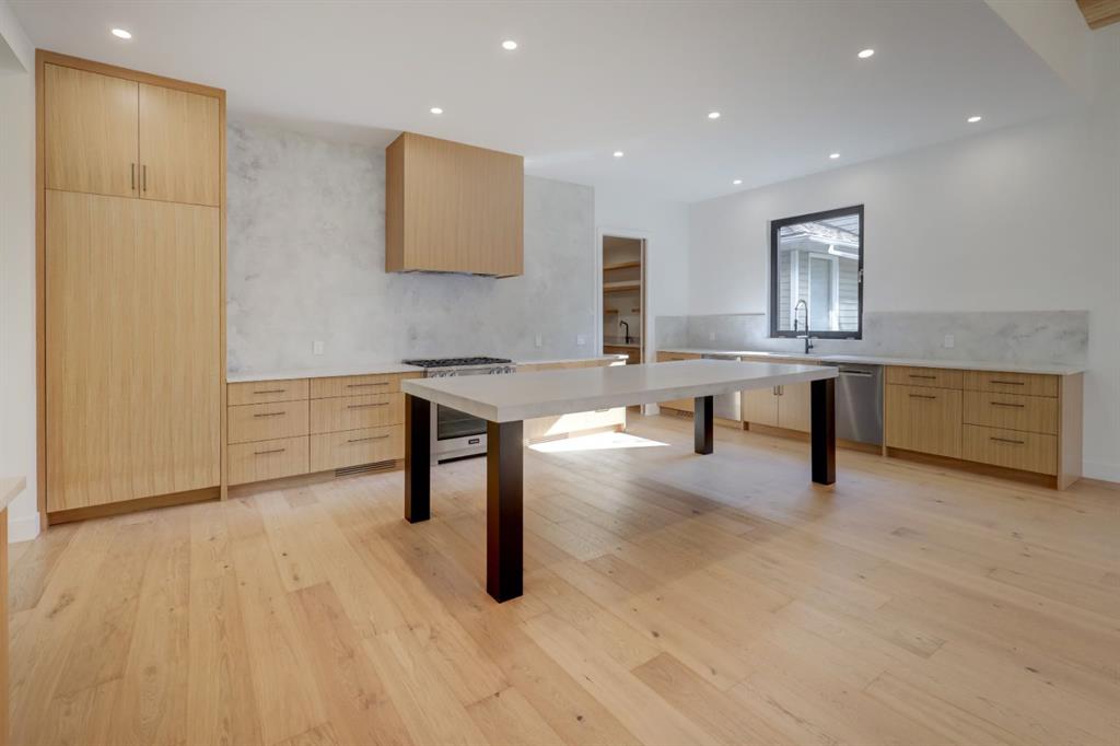 Picture for 845 14th Street 