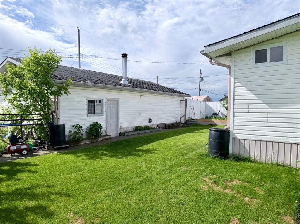 Picture for 4713 43 Street 