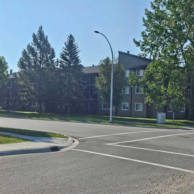 Picture for 308A, 5611 10 Avenue  
