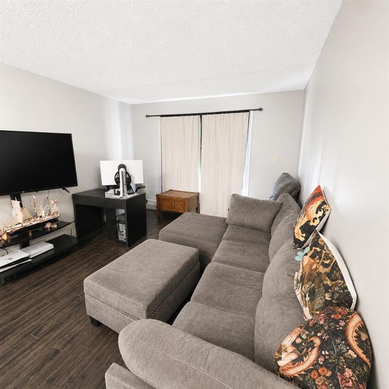 Picture for 308A, 5611 10 Avenue  