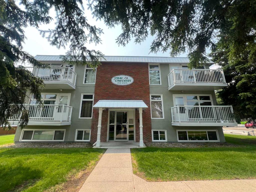 Picture for 12, 414 41 Street 
