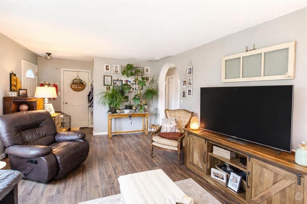 Picture for 25 Centennial Crescent 