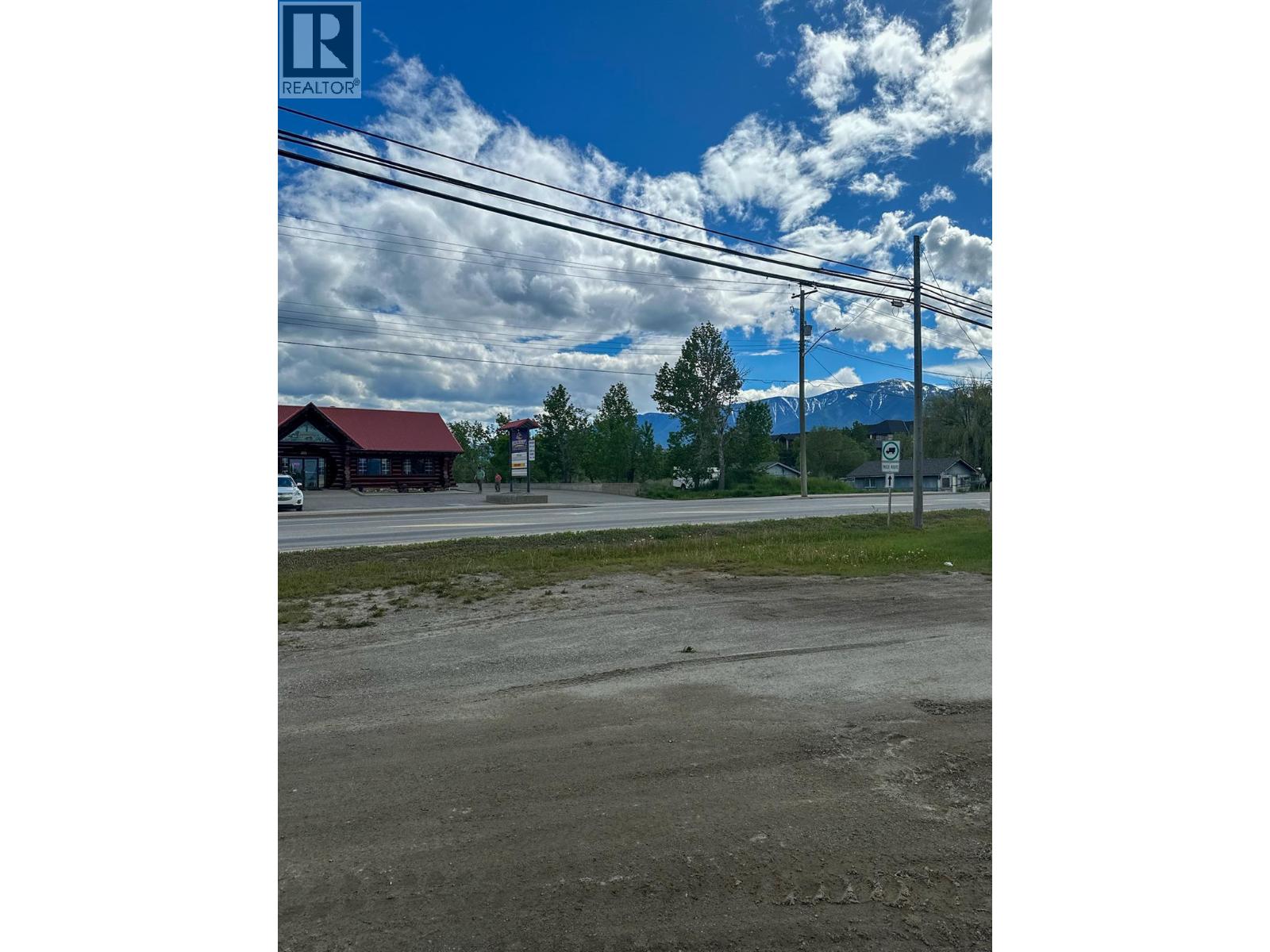 Picture for 200 2ND  Avenue