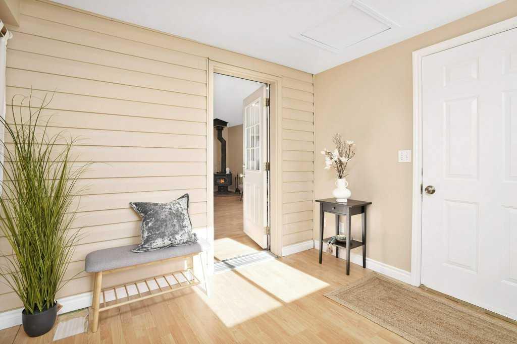 Picture for 8 Sunnyside Drive 