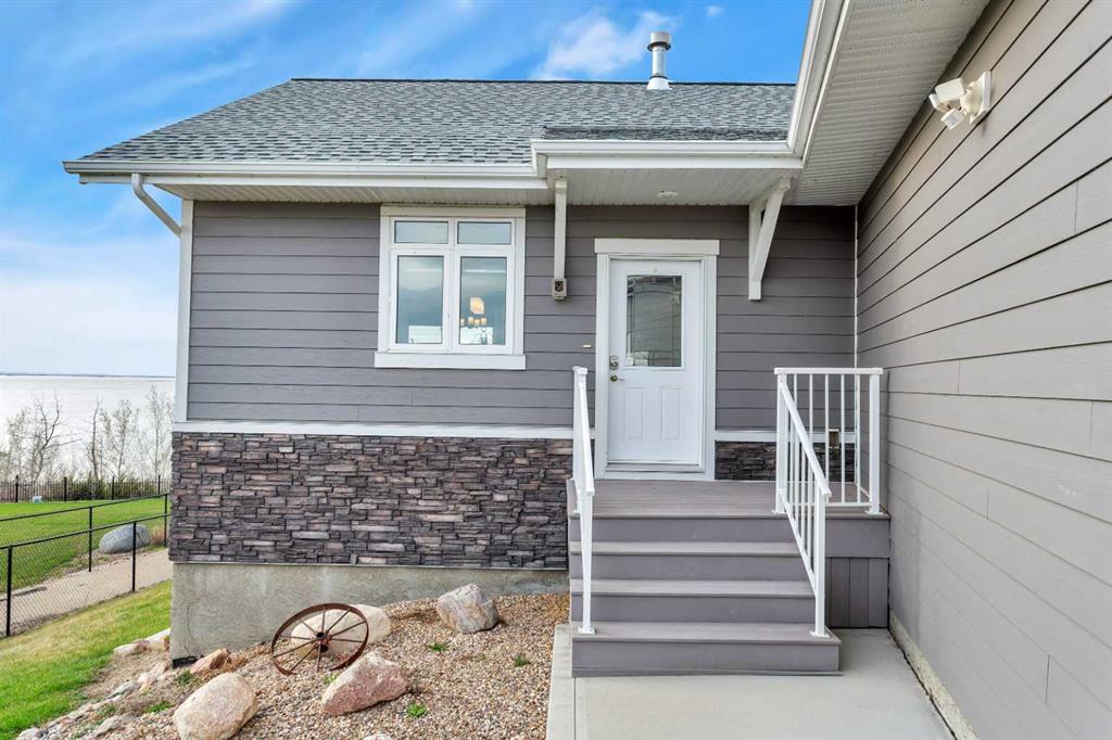 Picture for 23 Marina View Close  