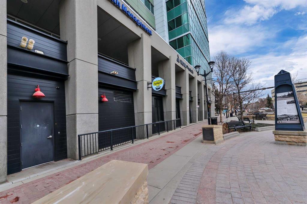 Picture for 101, 4900 50 Street 
