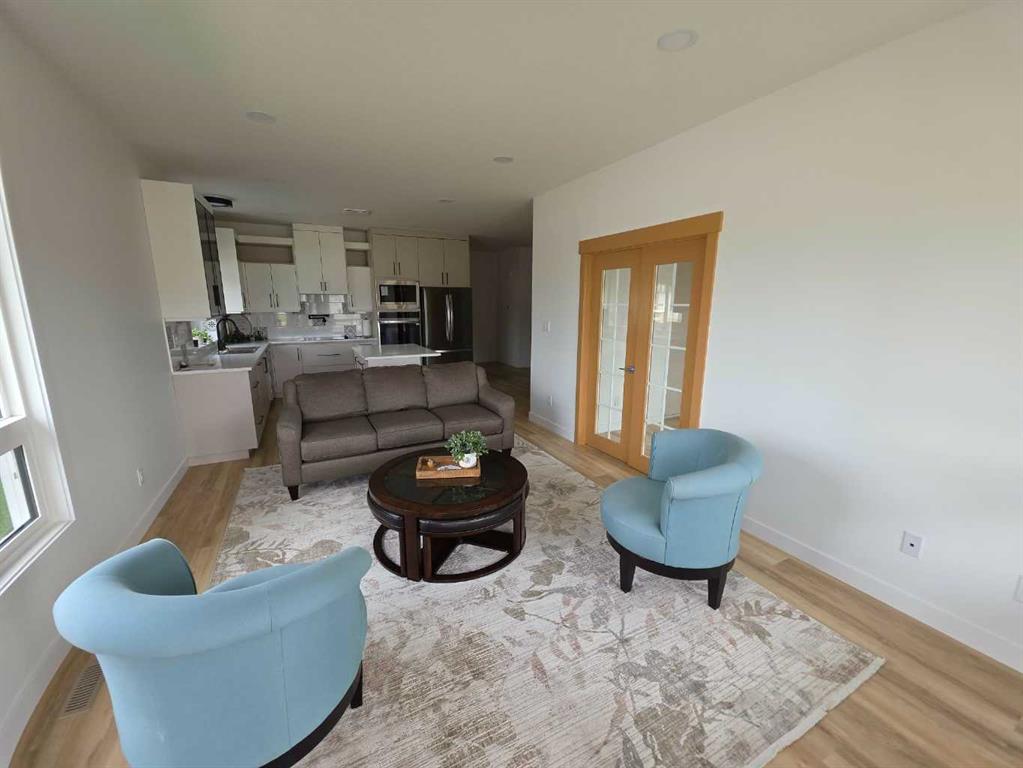 Picture for #2, 4738 49A Avenue 