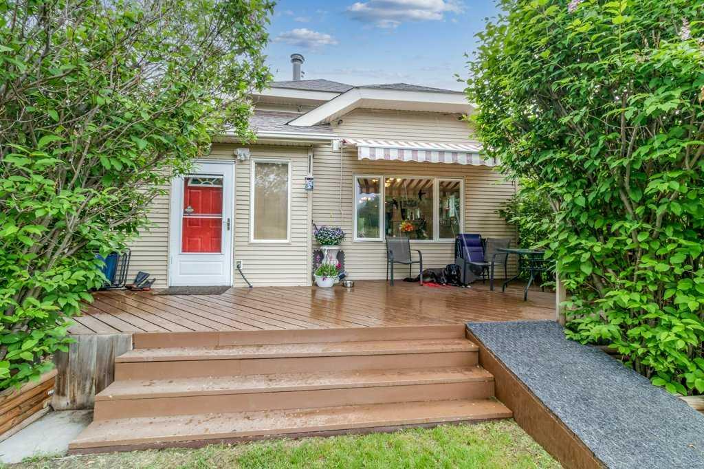 Picture for 35321 Range Road 242  