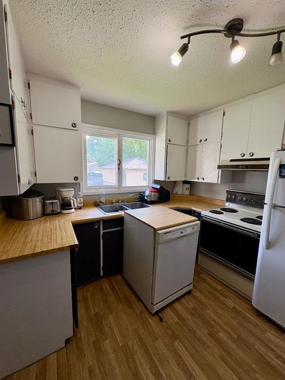 Picture for 4122 50 Street 