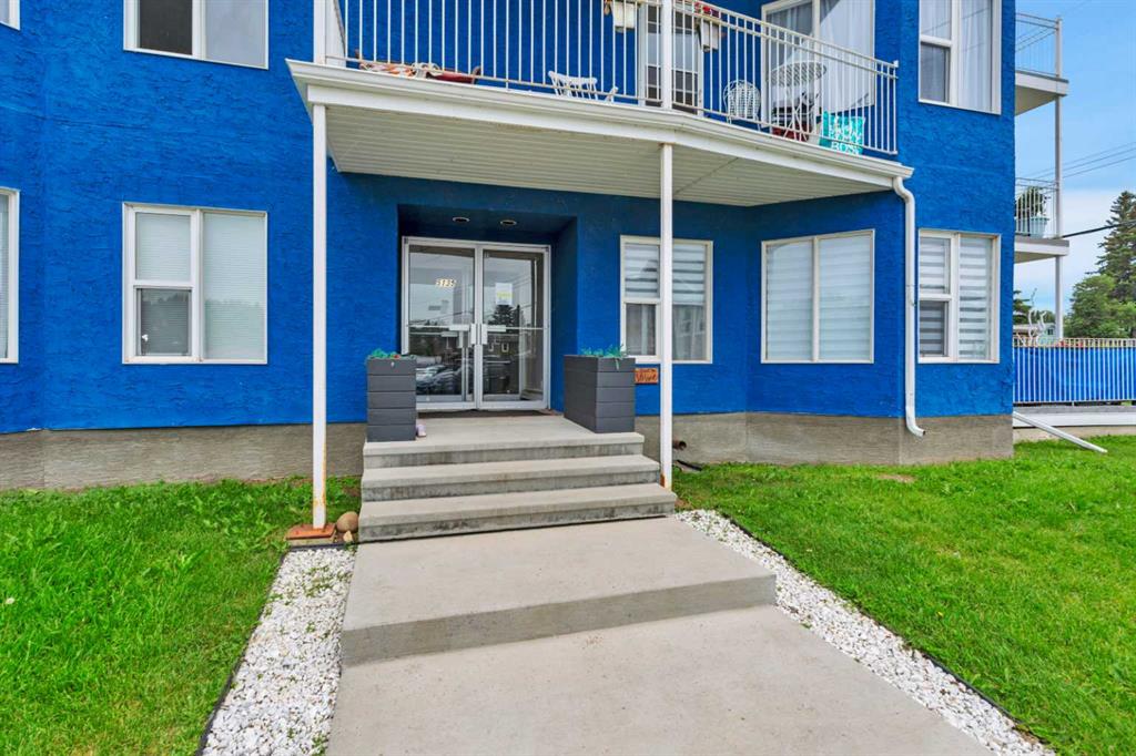 Picture for 312, 5135 Lakeshore Drive  