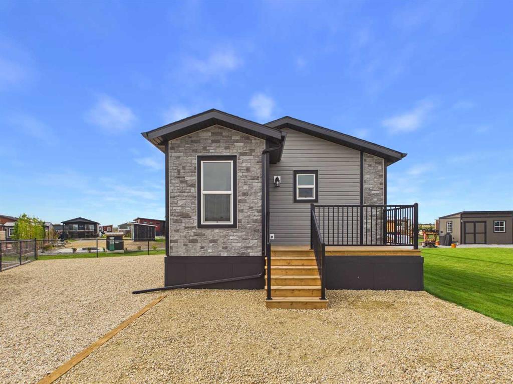 Picture for 152, 41019 Range Road 11  