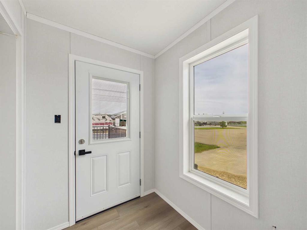 Picture for 152, 41019 Range Road 11  