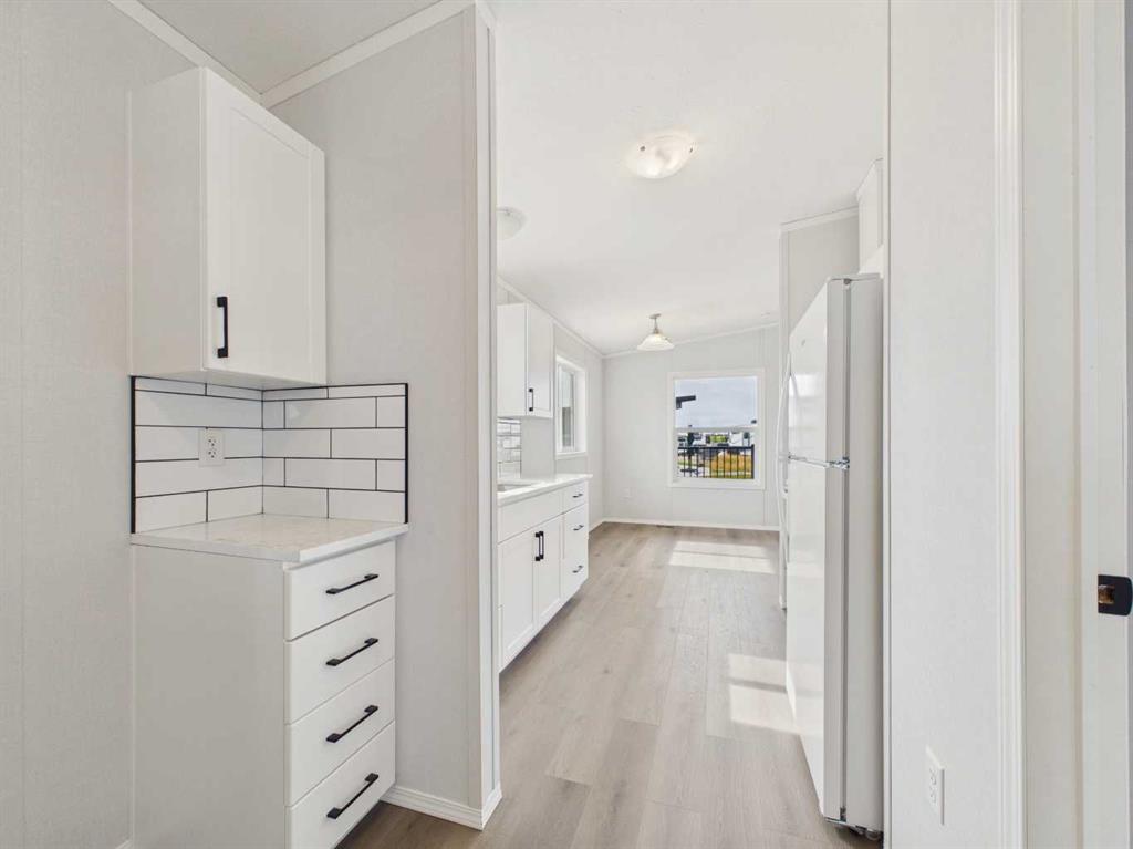 Picture for 152, 41019 Range Road 11  