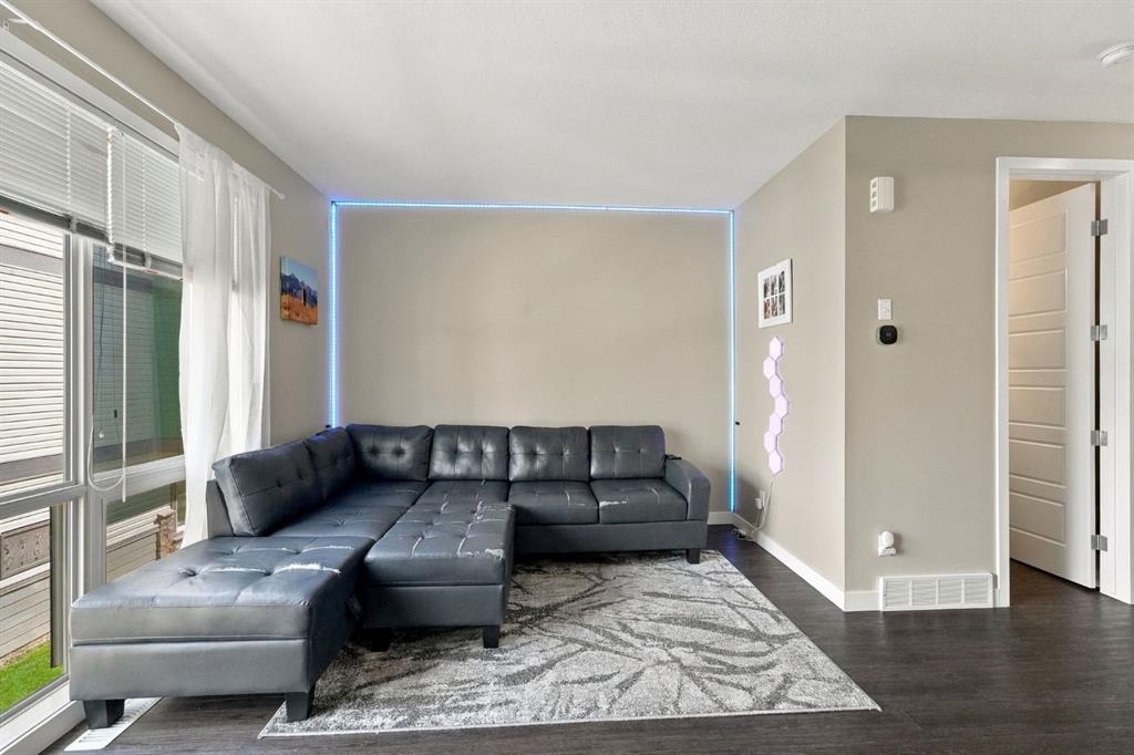 Picture for 303, 125 Caribou Crescent 