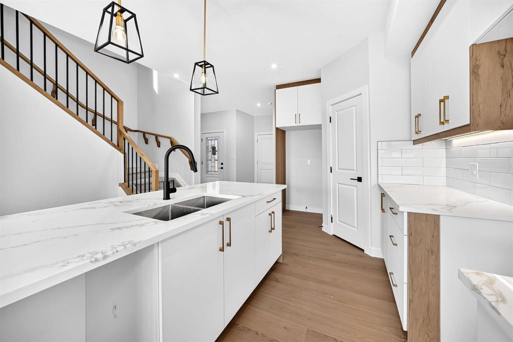 Picture for 23 LAVELLE Close 