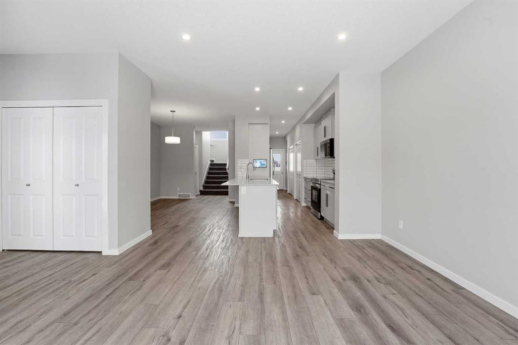 Picture for 39 Lake Street 