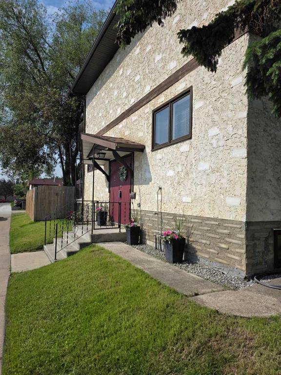 Picture for 2 Nichols Crescent  