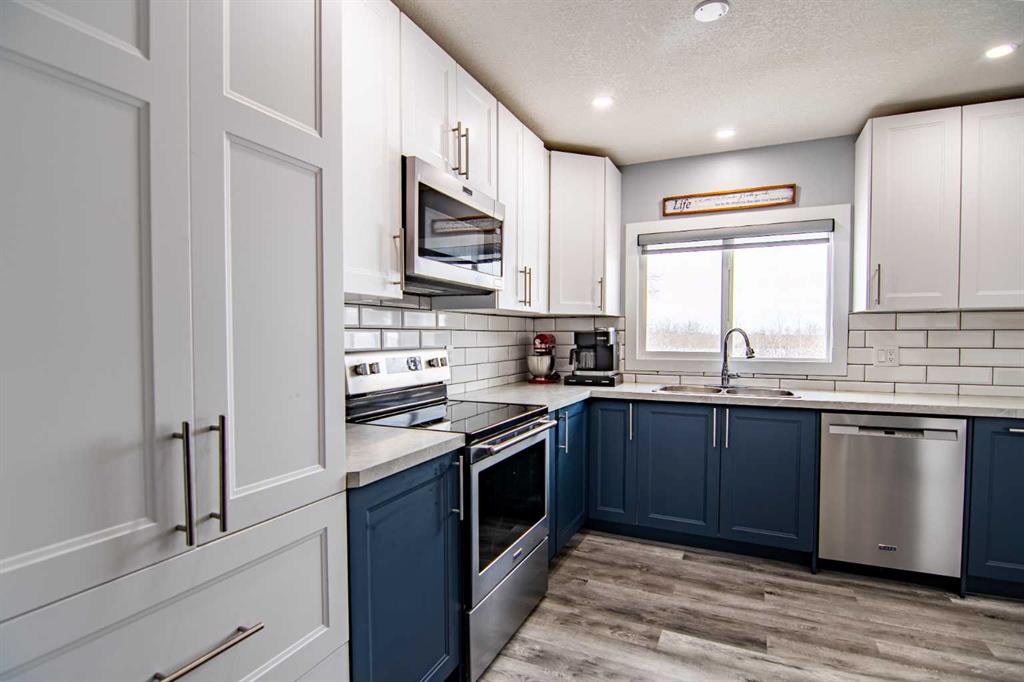 Picture for 40509 Range Road 234  