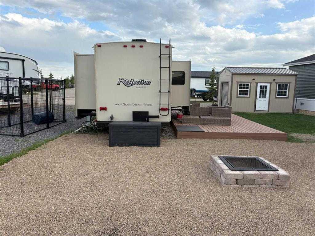 Picture for 116, 41019 Range Road 11  