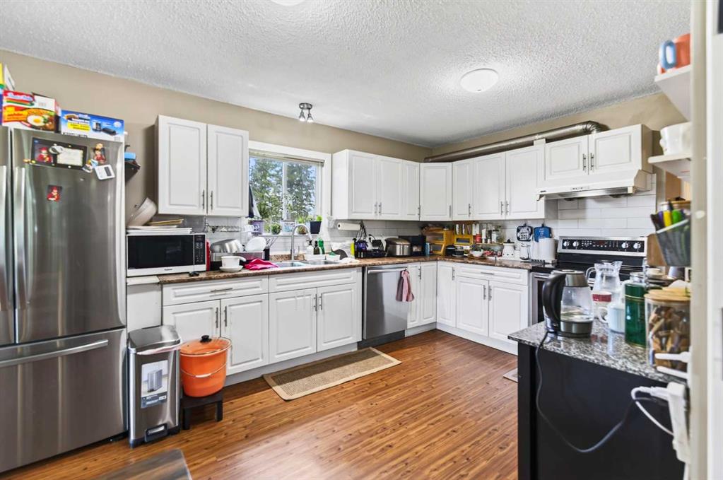 Picture for 39310 Range Road 250  