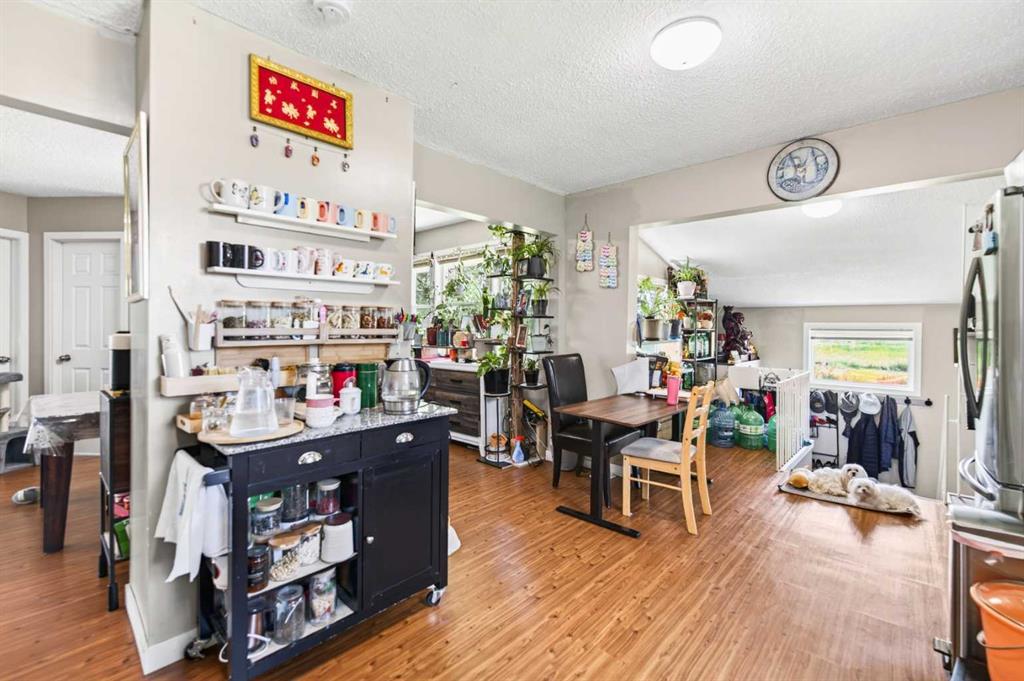 Picture for 39310 Range Road 250  