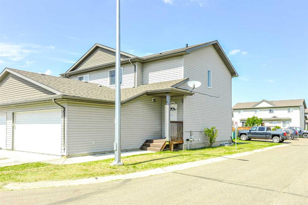 Picture for 35, 6802 50 Avenue 