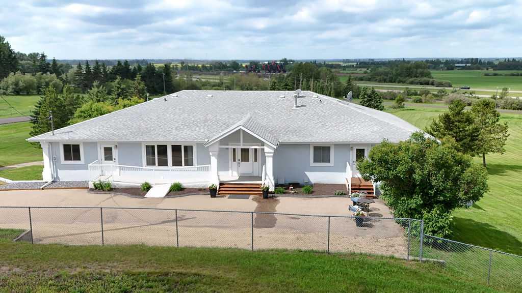 Picture for 4, 41207 Range Road 263  
