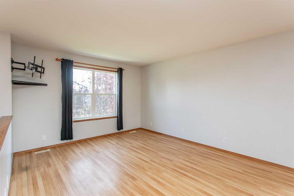 Picture for 273 Kendrew Drive 